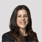 Headshot of Courtney Warren